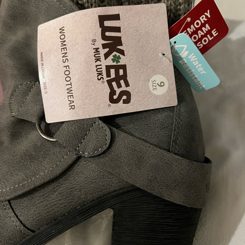 Muk Luks Women's Gray Shoes